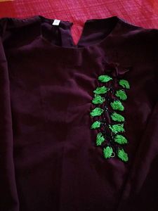 💜🟣 Flared Sleeves Top With 🌿 Design