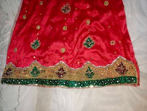 SET OF KHARADUPATTA Red &amp; Gold Embroidered