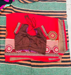 Dual Colour Saree With Blouse