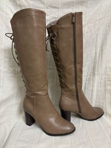 LEATHER LACE BACK BLOCK HEEL HIGH BOOTS