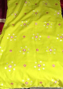 Totally 6 ( 3kurthis 2 Gown 1 Jens Ladies 32 Size)