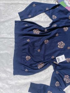 Rose Knit Sweater Or Pullover 💙