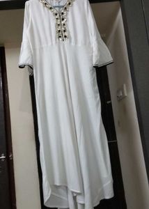 MAISHI White Anarkali Kurti