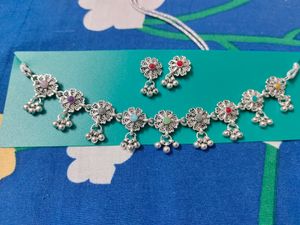 Stylish Traditional Oxidised Silver Flower Choker