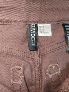 H&amp;M Women Mom Loose Fit Brown Twill Trousers
