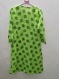 Digital Printed Women Neon Green Kurta