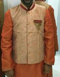 Ethnic Wear With Pant And Sleevless Coat