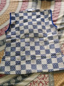 Blue &amp; White Patterned Three-Piece Set