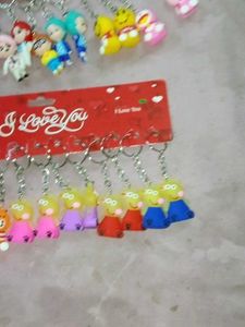 36 Assorted Keychains At Best Price