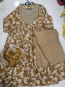 Elegant Ethnic Kurta Set