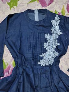 🎀 Chic Denim Fit & Flare Dress 👗