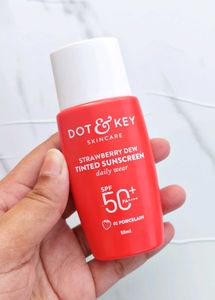 Dot &amp; key Strawberry Dew Tinted Sunscreen SPF 50+