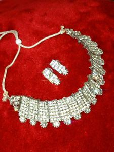 Sparkling Rhinestone Choker Necklace