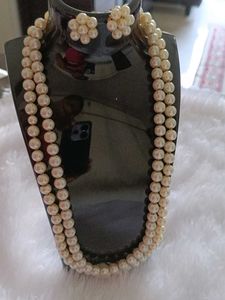 Pearl Necklace set with earrings