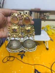 Elegant Gold Jhumka Earrings