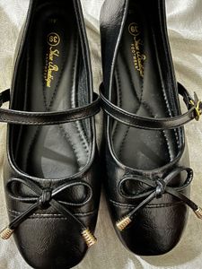 PINTERESTY BLACK BALLERINA SHOES