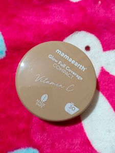 Mamaearth Compact Powder ( 03 Creme Glow)