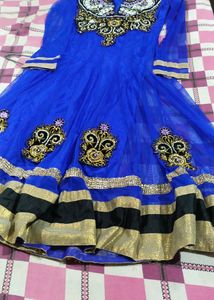 A Pretty Blue Colour Dress Party Wear Only Anarkali Suit For Pretty Ladies Size 34 Full Length In Good Condition But It Is Old No Any Damages Looking New Net Cloth Material