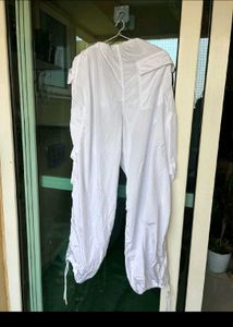 H&amp;M White Cargo Pants