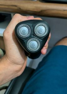 Philips Electric Shaver, Need To Repair, Very Less Use