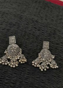 Oxidized Sliver Earring