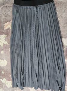 Pleated Midi Skirt