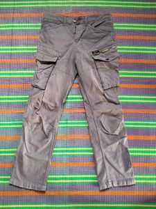 Grey Cargo Pants🔥