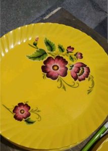 Floral Yellow Plate