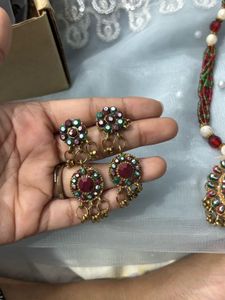 Maroon &amp; Green Diamond Jewellery Set