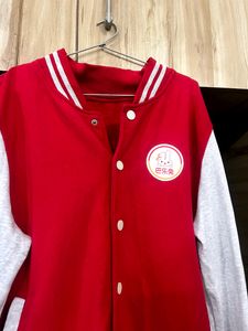 SALE FOR 2 DAYSS巴乐免 Varsity jacket