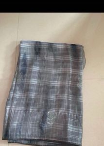 Pretty Grey Shaded Saree