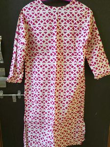Stylish Pink &amp; White Kurta