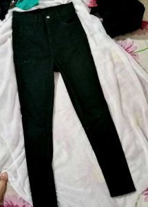 Black Skinny Jeans