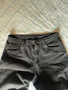 Black High-Waisted Straight Fit Jeans
