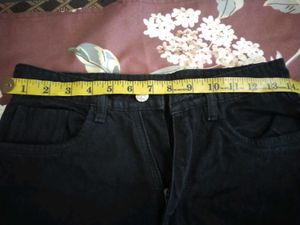 137. Black Straight Jeans
