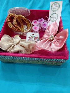 Jewellery &amp; Hair Accessory Set
