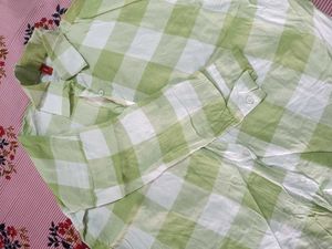 Green &amp; White Checked women Shirt