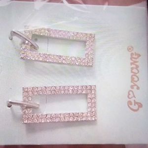 Sparkling Rectangle Earrings