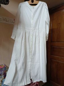 WHITE BUTTON-DOWN DRESS