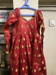 Long anarkali suit full flared( only kurta)