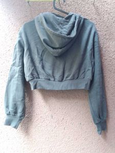 H&amp;M Cropped Zip-Up Hoodie