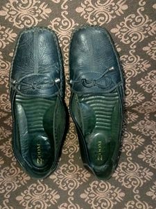 Pure Leather Zoom Flat Footwear