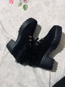 Black Fur Trim Boots