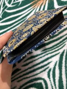 Mushru silk coin wallet