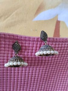 Assorted Women's Jewelry Set