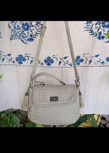 Grey sling
