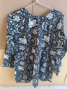 Black Floral Trendy V-neck Short Kurta Top