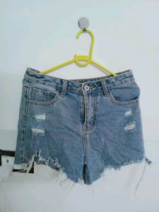Blue Denim Shorts. Not Even Wore Once Selling Because It&#39;s Tight For Me. It&#39;s A Small Size Can Fit To 26,28.