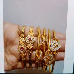 GOLD PLATED BANGLE ( Pair of 3 )