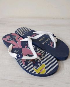New Women&#39;s Indoor Outdoor Slipper Size-8
